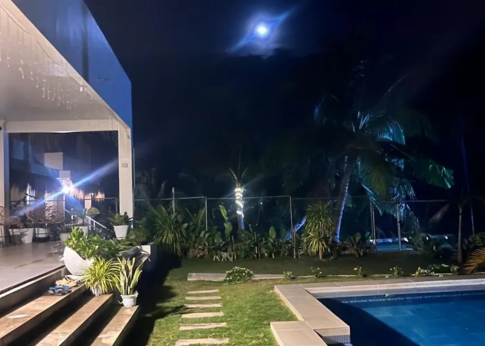 Sondela Lambug 3br Exclusive 4*