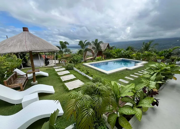 Sondela Lambug 3br Exclusive ゲストハウス 4*